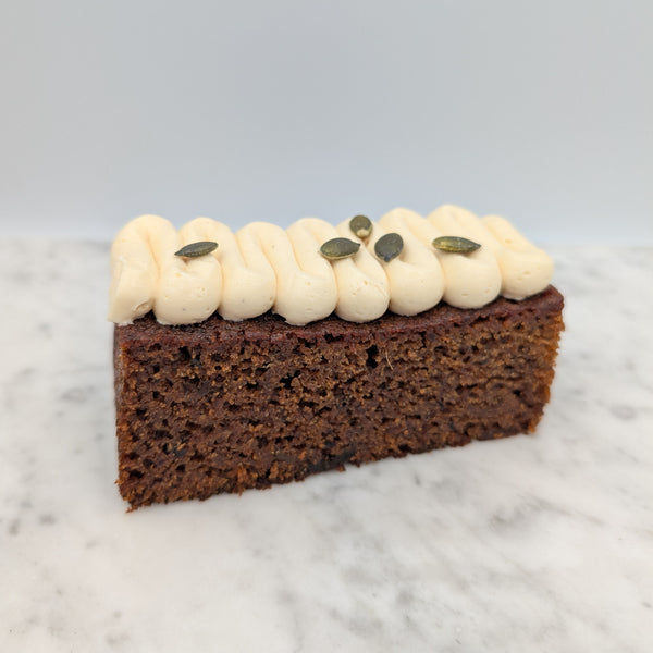 Date & Ginger Sponge Cake