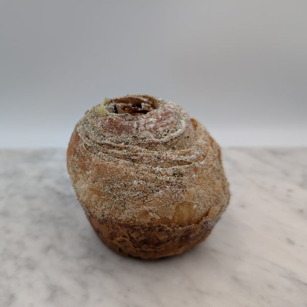 Fig Leaf & Blackcurrant Cruffin