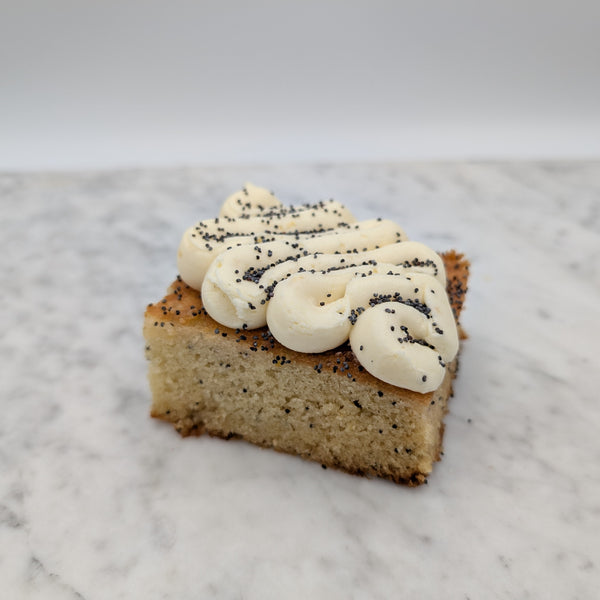 Lemon & Poppy Seed Cake