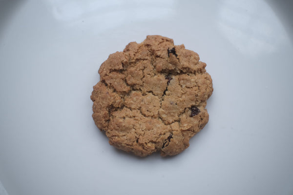 Oat and raisin cookie
