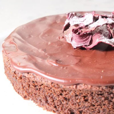 Whole chocolate and beetroot cake